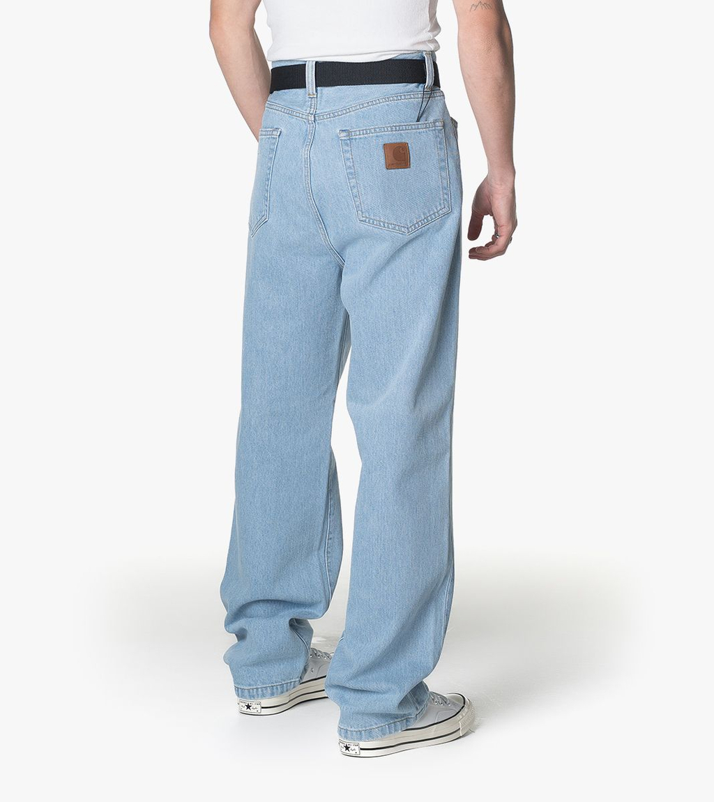 Sininen AARON PANT