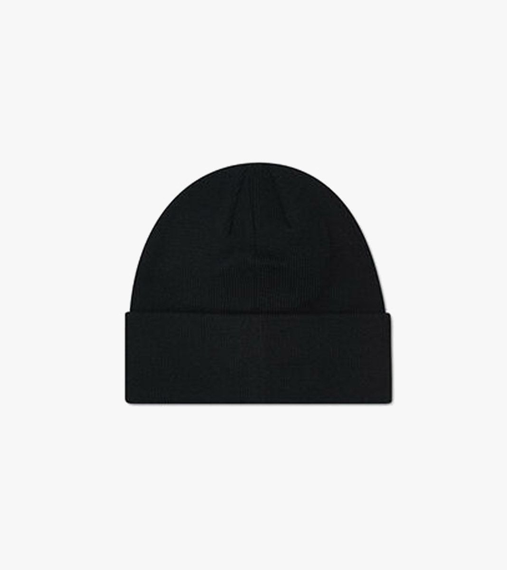 Melna CAM DAY 1 CHUCK P BEANIE