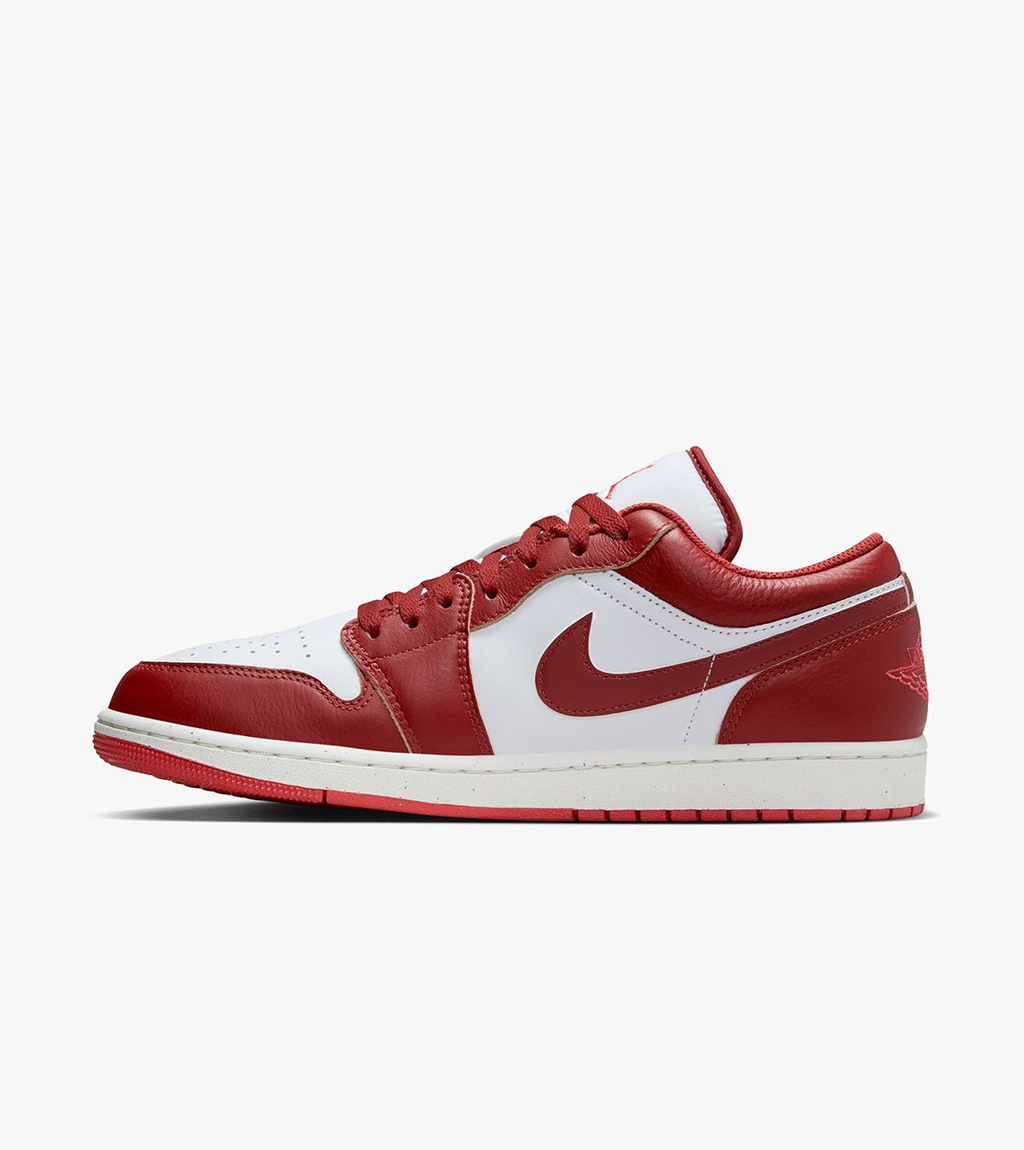 Red AIR JORDAN 1 LOW SE