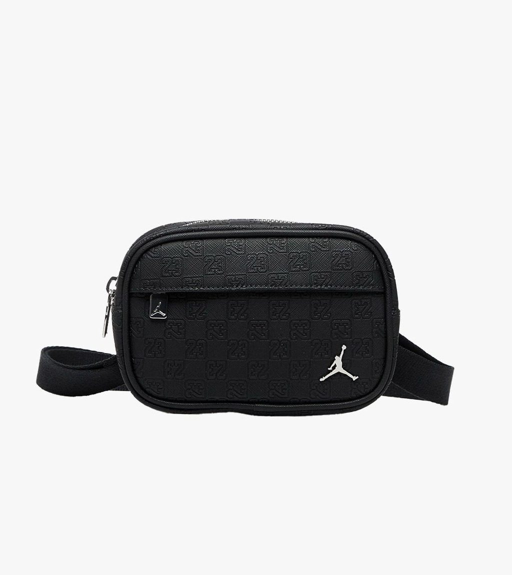 バッグ JORDAN BRAND JAM MONOGRAM CAMERA BAG Jordan JAM 23 MONOGRAM CAMERA BAG Black | BSTN Store
