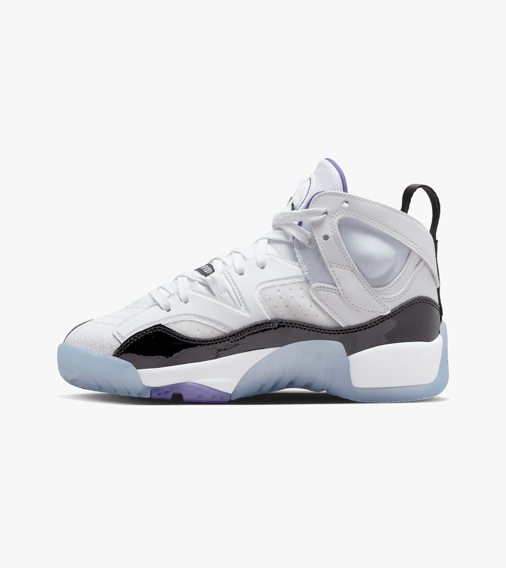 White JUMPMAN TWO TREY GS