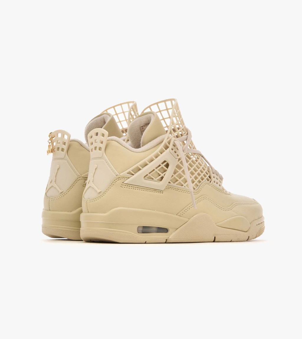ナツメロ+4 Air Jordan 4 RM WMNS White / Metallic Silver - Sep 2024
