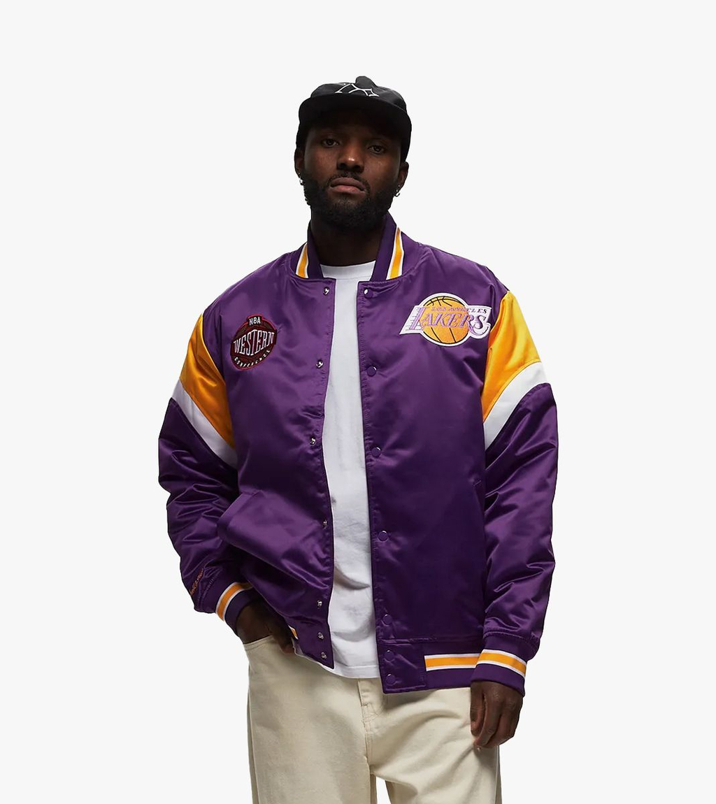 メンズ Mitchell & Ness パープル サテンジャケットLakers NBA HEAVYWEIGHT SATIN JACKET LAKERS Mitchell & Ness Men's