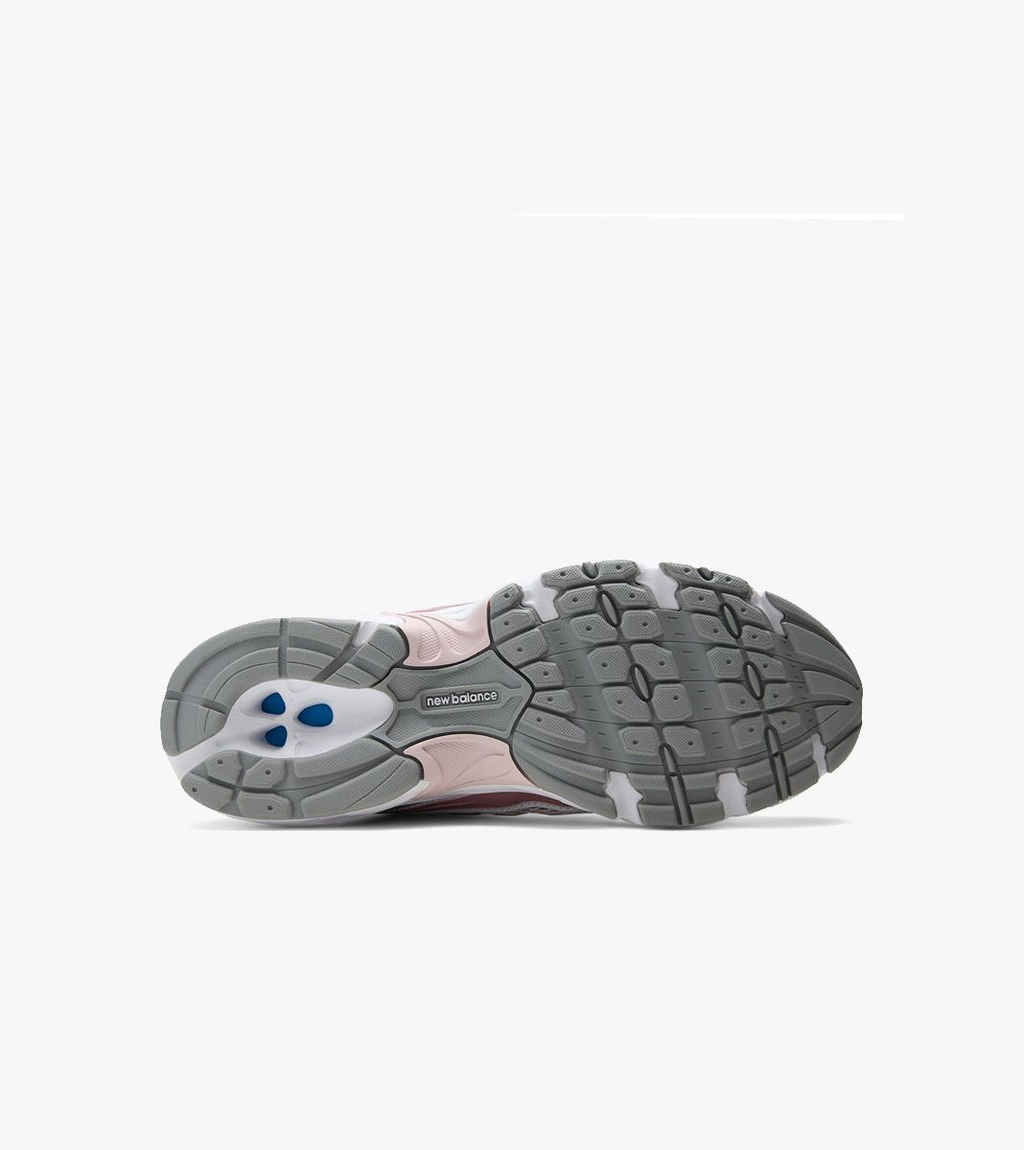 Rožinė New balance 740