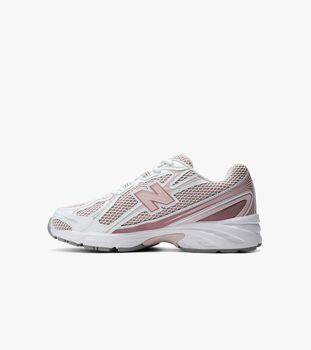 Rožinė New balance 740