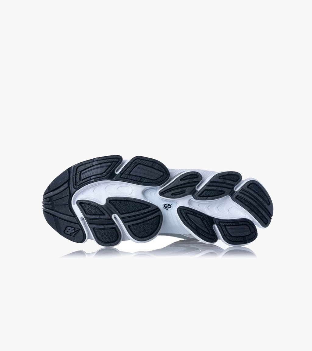 Valkoinen NEW BALANCE ABZORB 2000