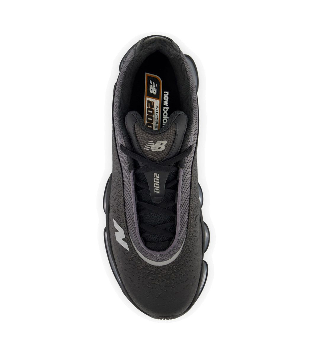 Black NEW BALANCE ABZORB 2000S