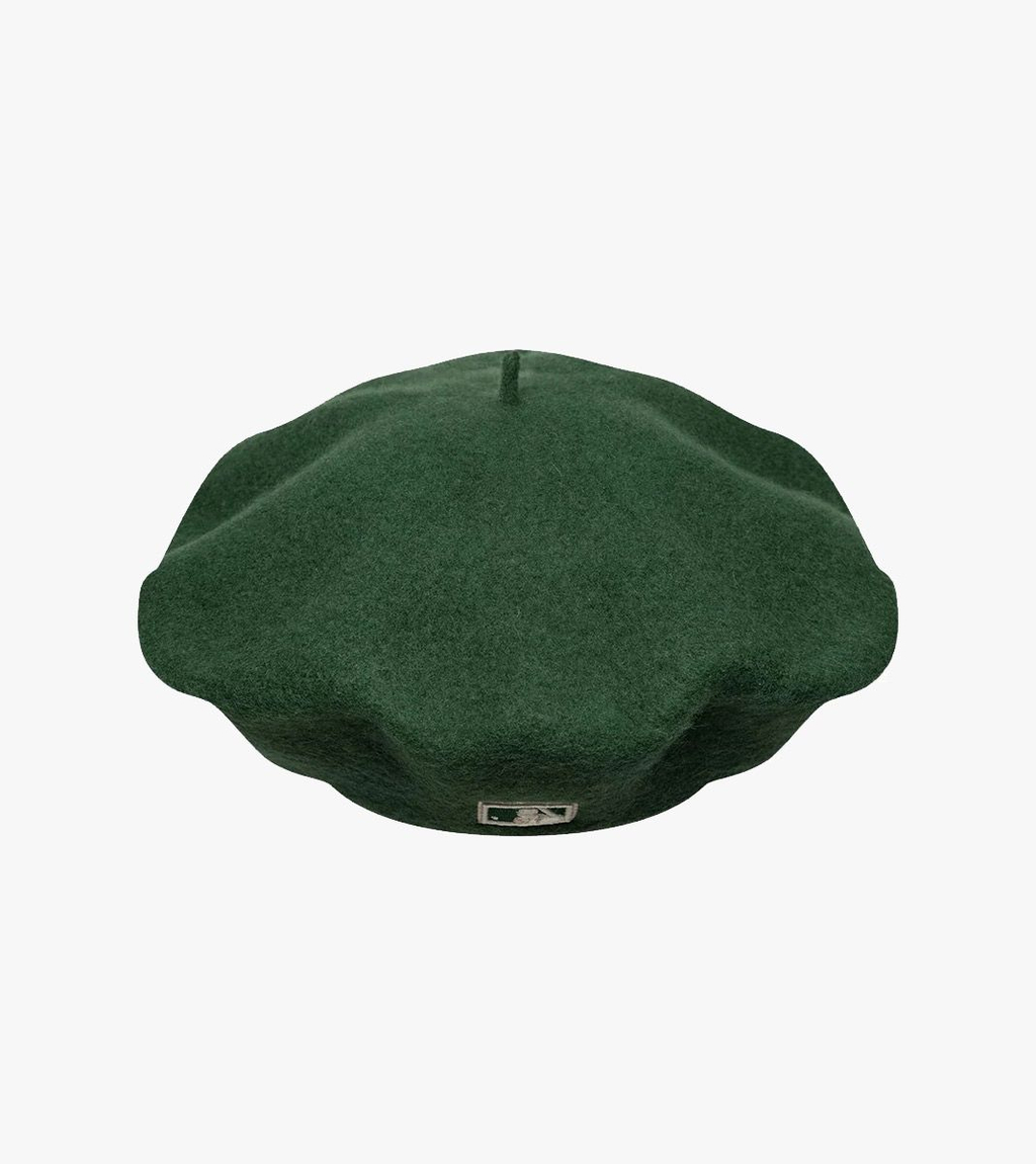 Roheline Img coops pin beret