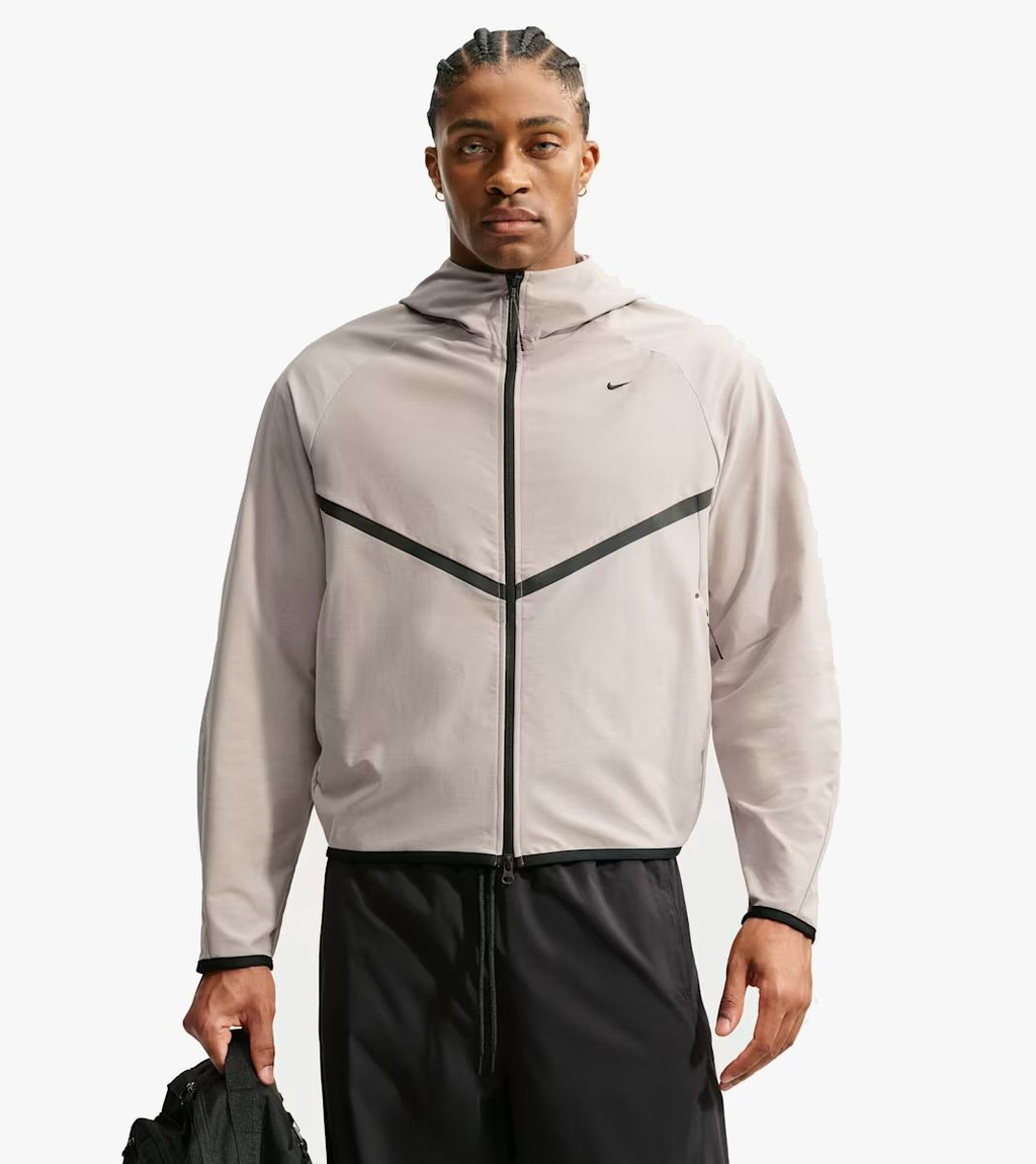 Grey M NK TECH SHORI KNIT WR FZ JKT