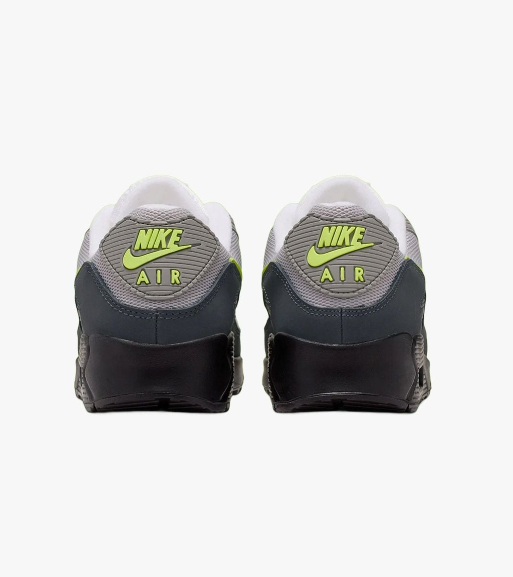 Musta NIKE AIR MAX 90