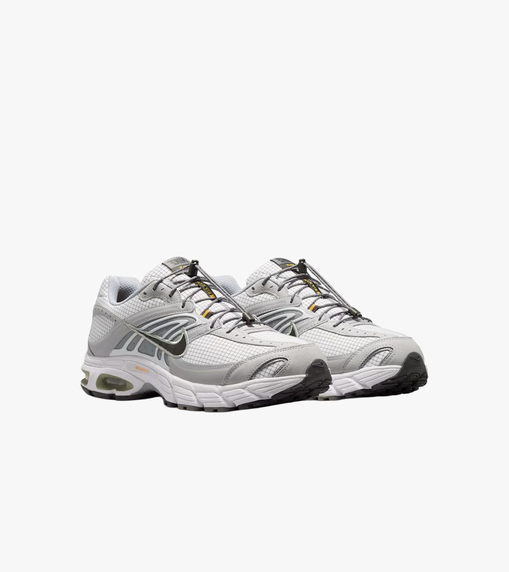 White NIKE AIR MAX MOTO 2K