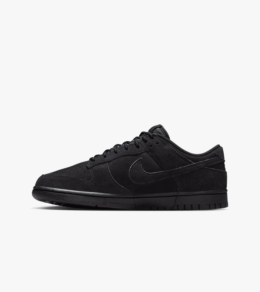 Musta NIKE DUNK LOW RETRO SE