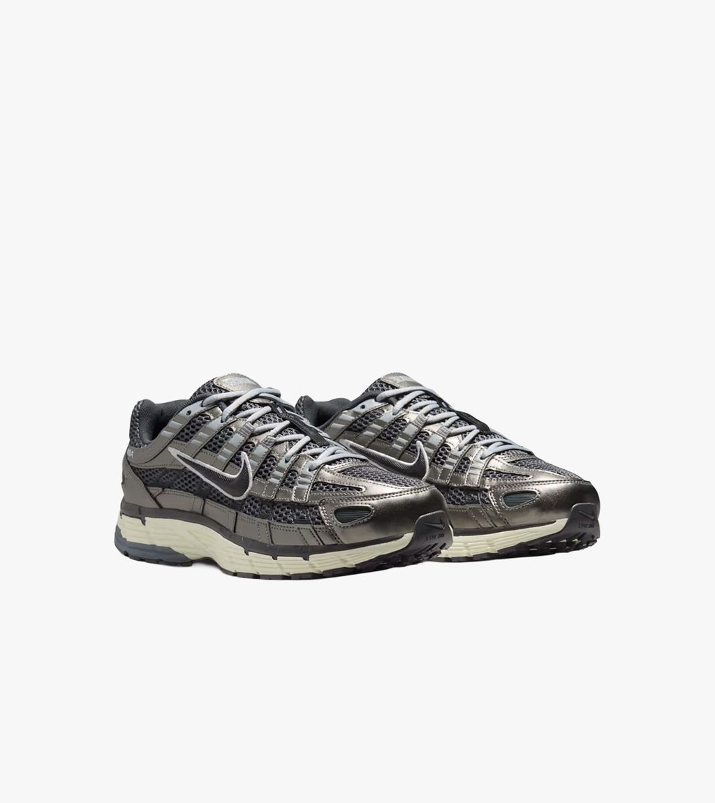 Harmaa NIKE P-6000 SE