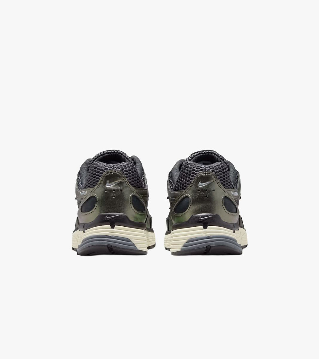 Harmaa NIKE P-6000 SE