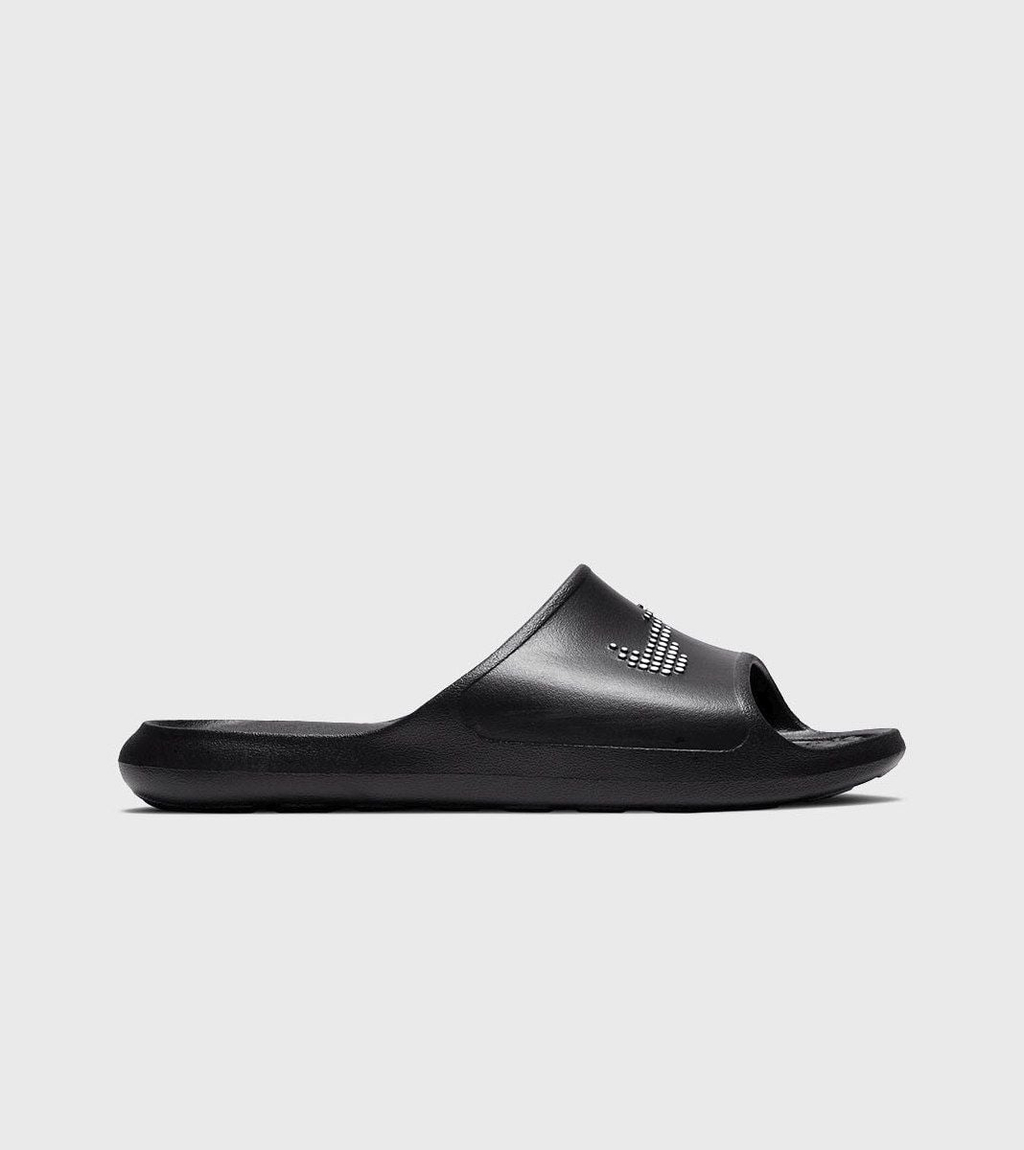 Must Nike victori one shower slide