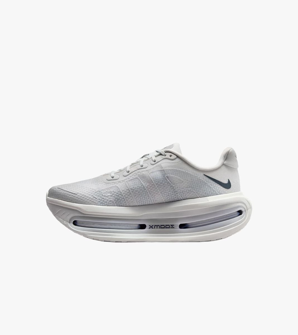 Vitt Nike vomero premium