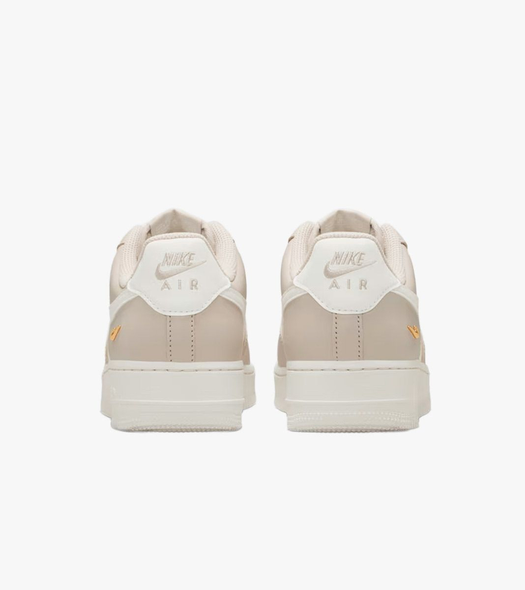Beige W AIR FORCE 1 ´07 LOW CRSNT