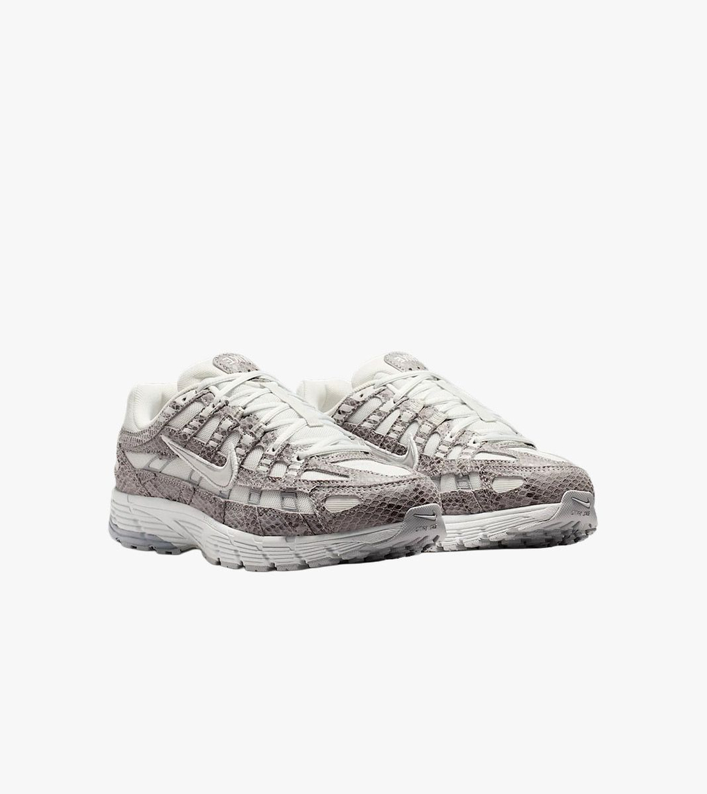 Juoda W nike p-6000 se