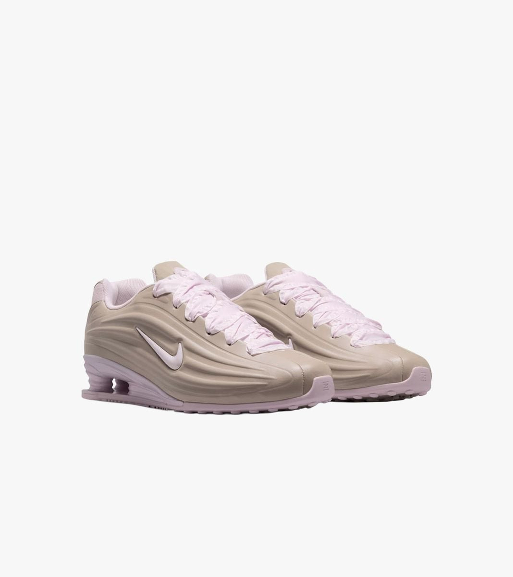 Brown W NIKE SHOX Z LACE