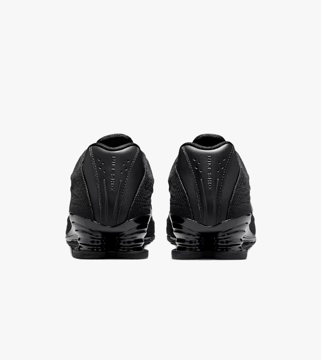 Melna W NIKE SHOX Z