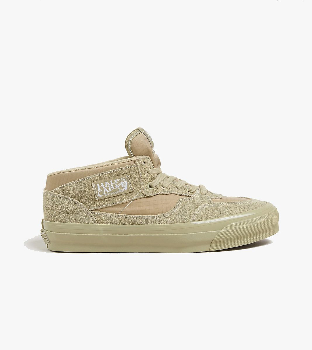 LX HALF CAB REISSUE 33 Vans Men's Shoes | Ballzy