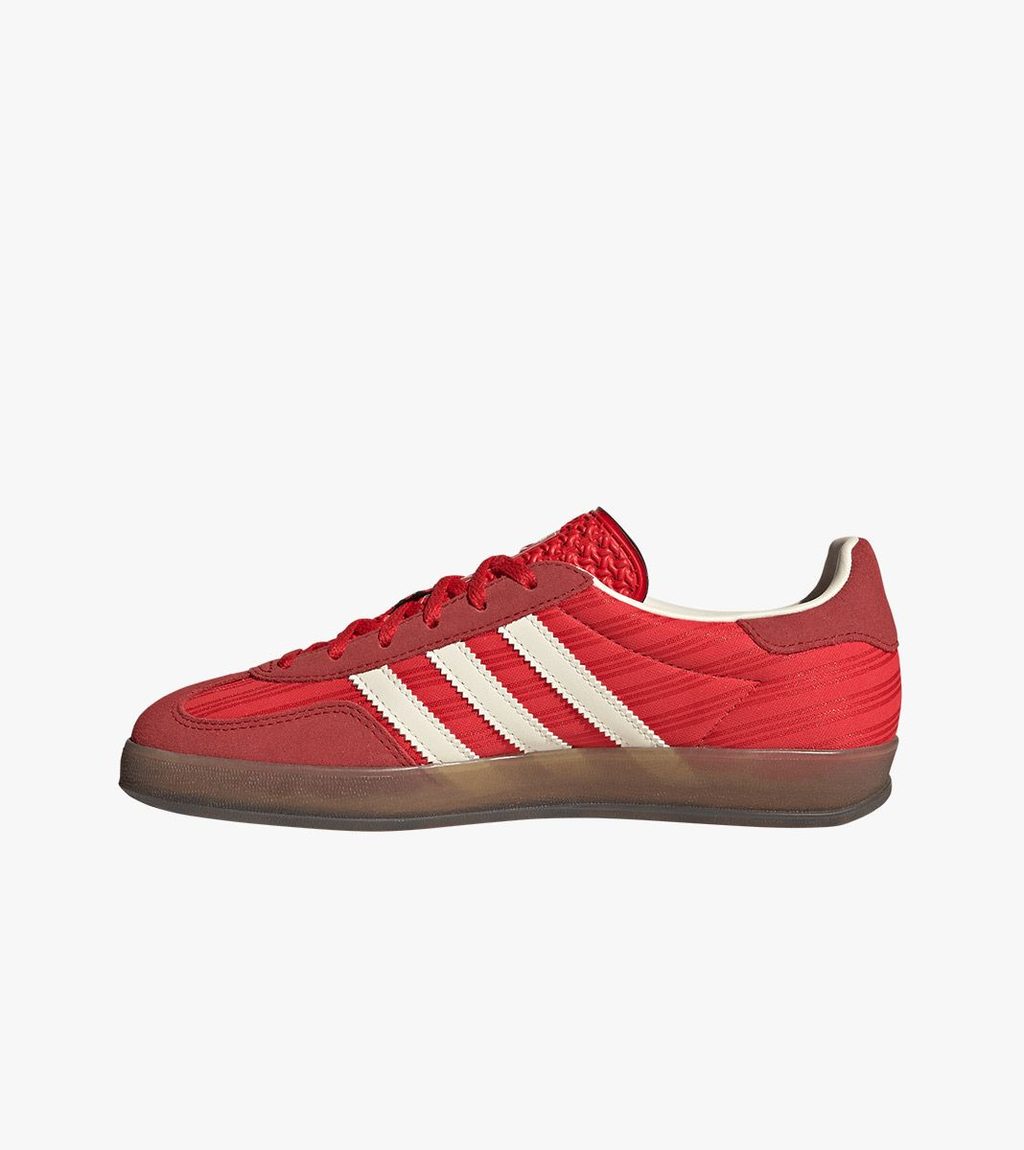 Punane Gazelle indoor w