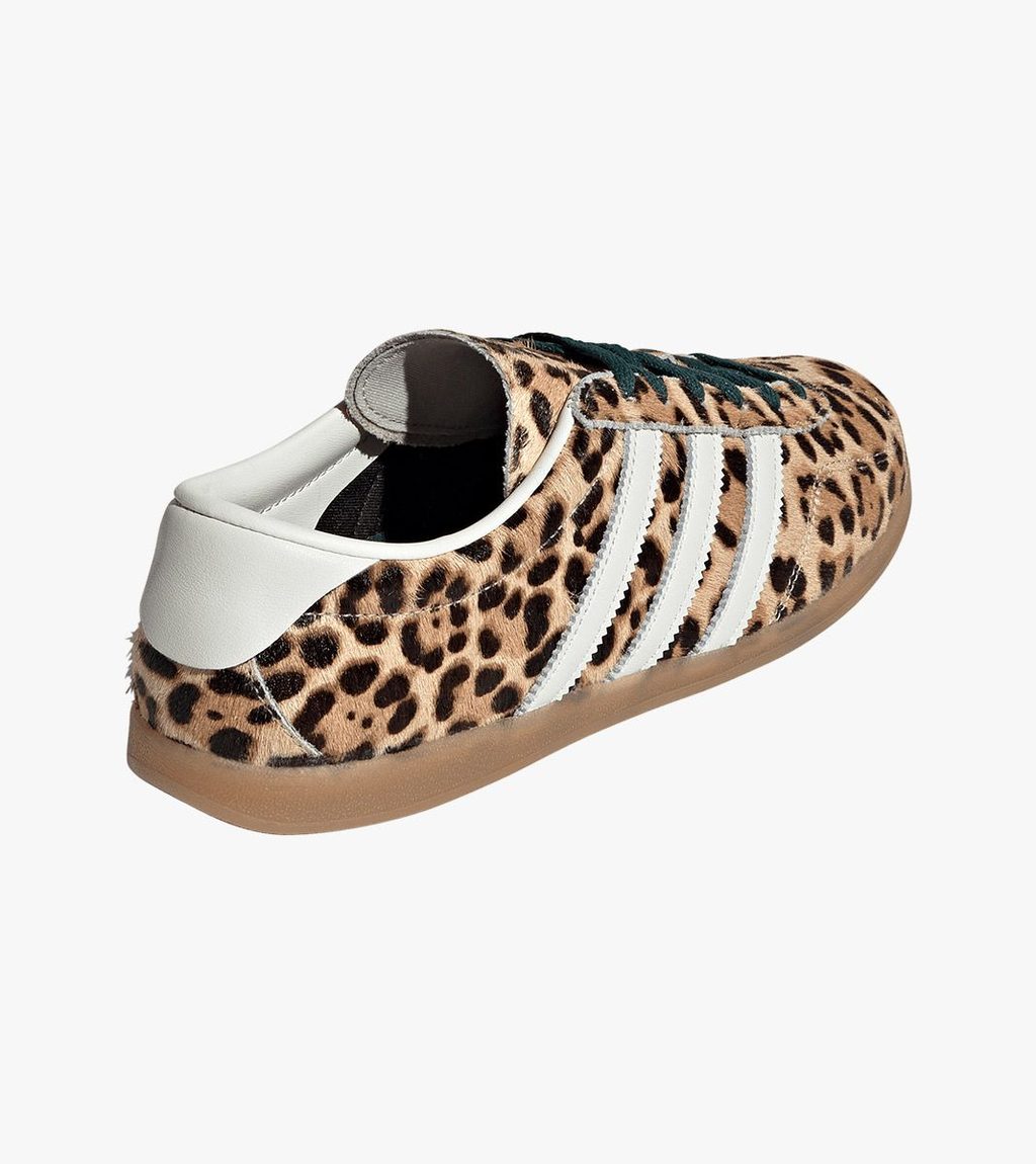 Krāsaina GAZELLE LO PRO W