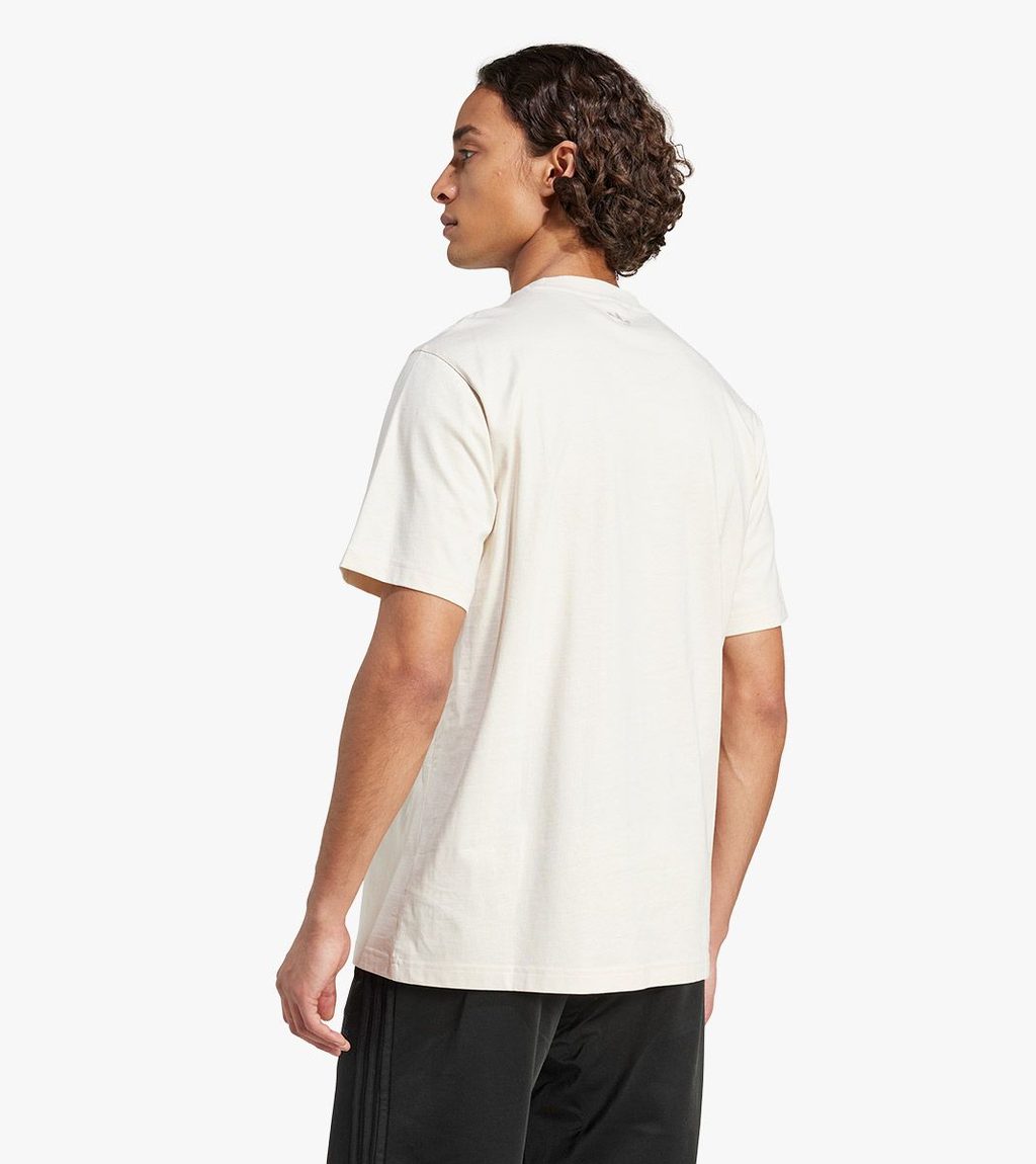 White GRAPHIC TEE