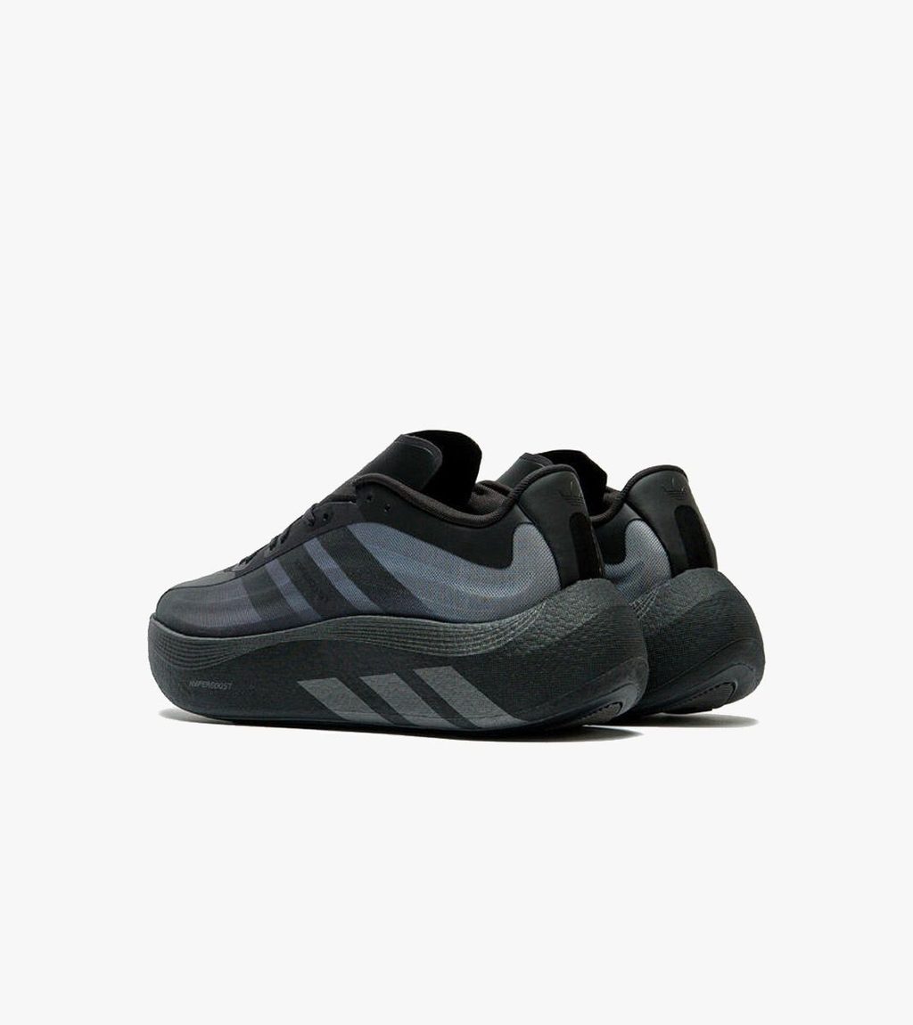 Svart Hyperboost euphoria