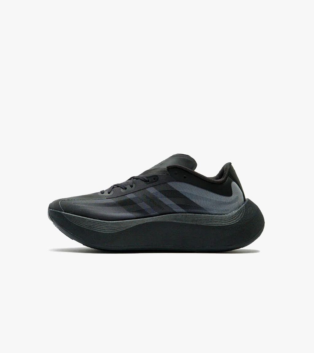 Svart Hyperboost euphoria