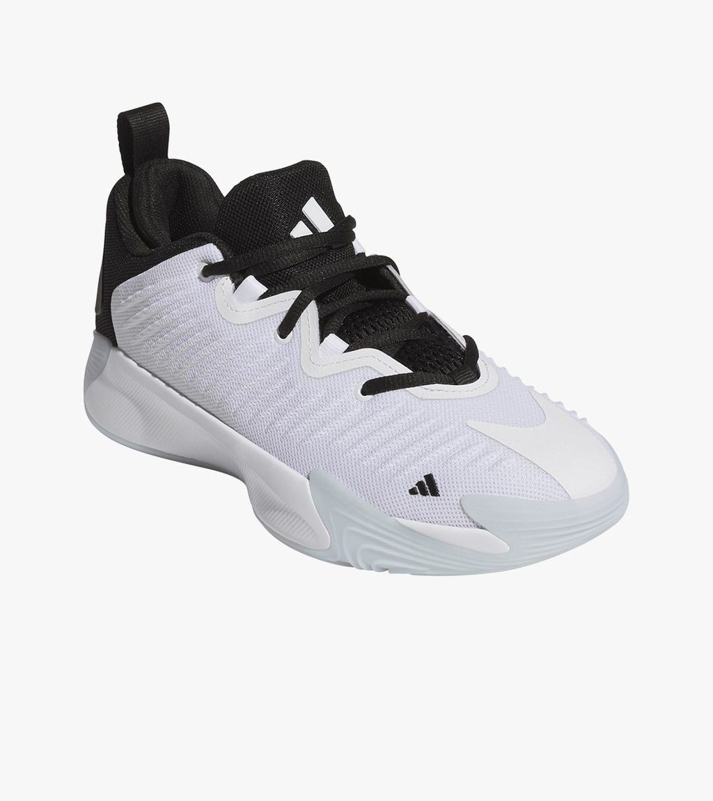 Vitt Adidas initiation