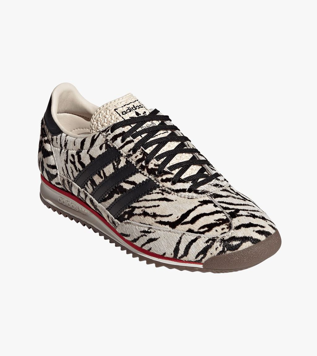 Krāsaina SL 72 OG W