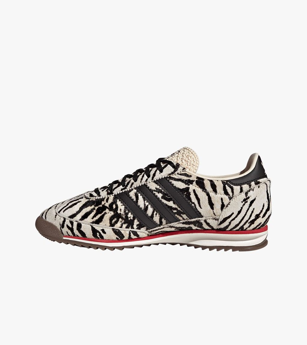 Krāsaina SL 72 OG W