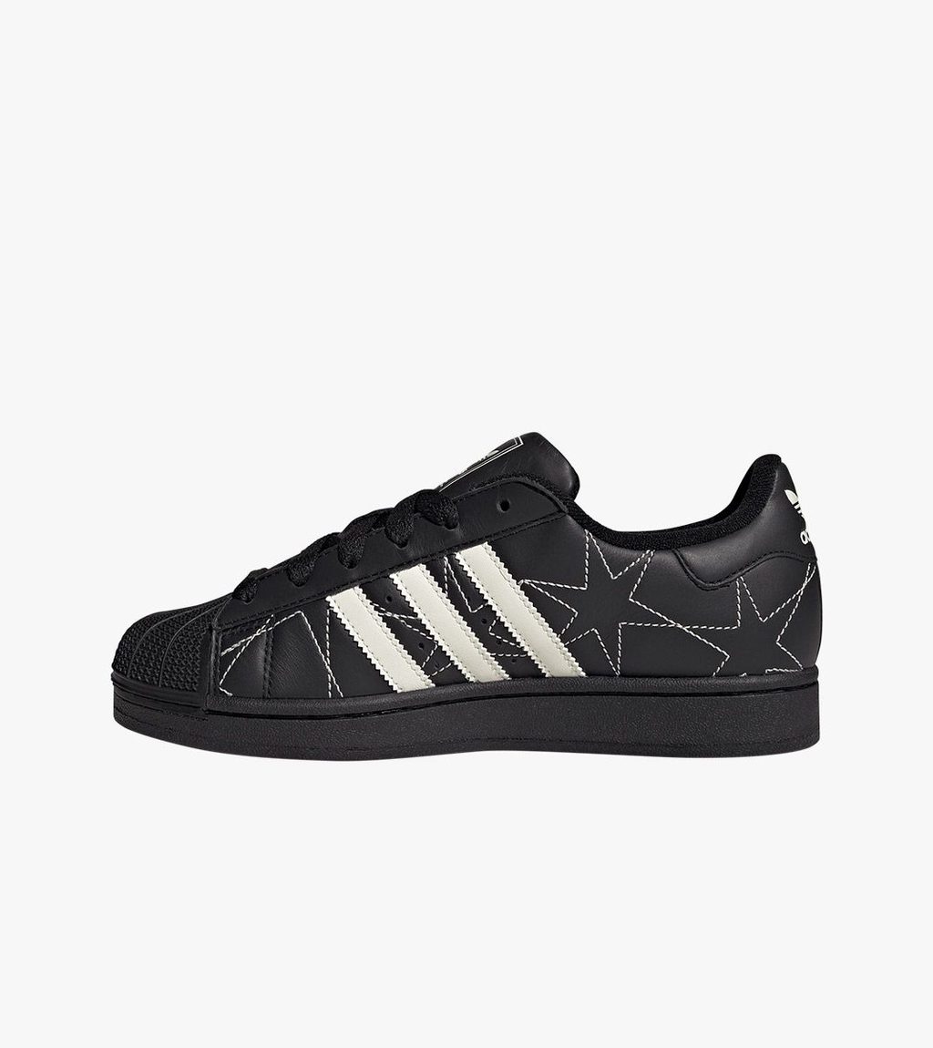 Musta SUPERSTAR II W