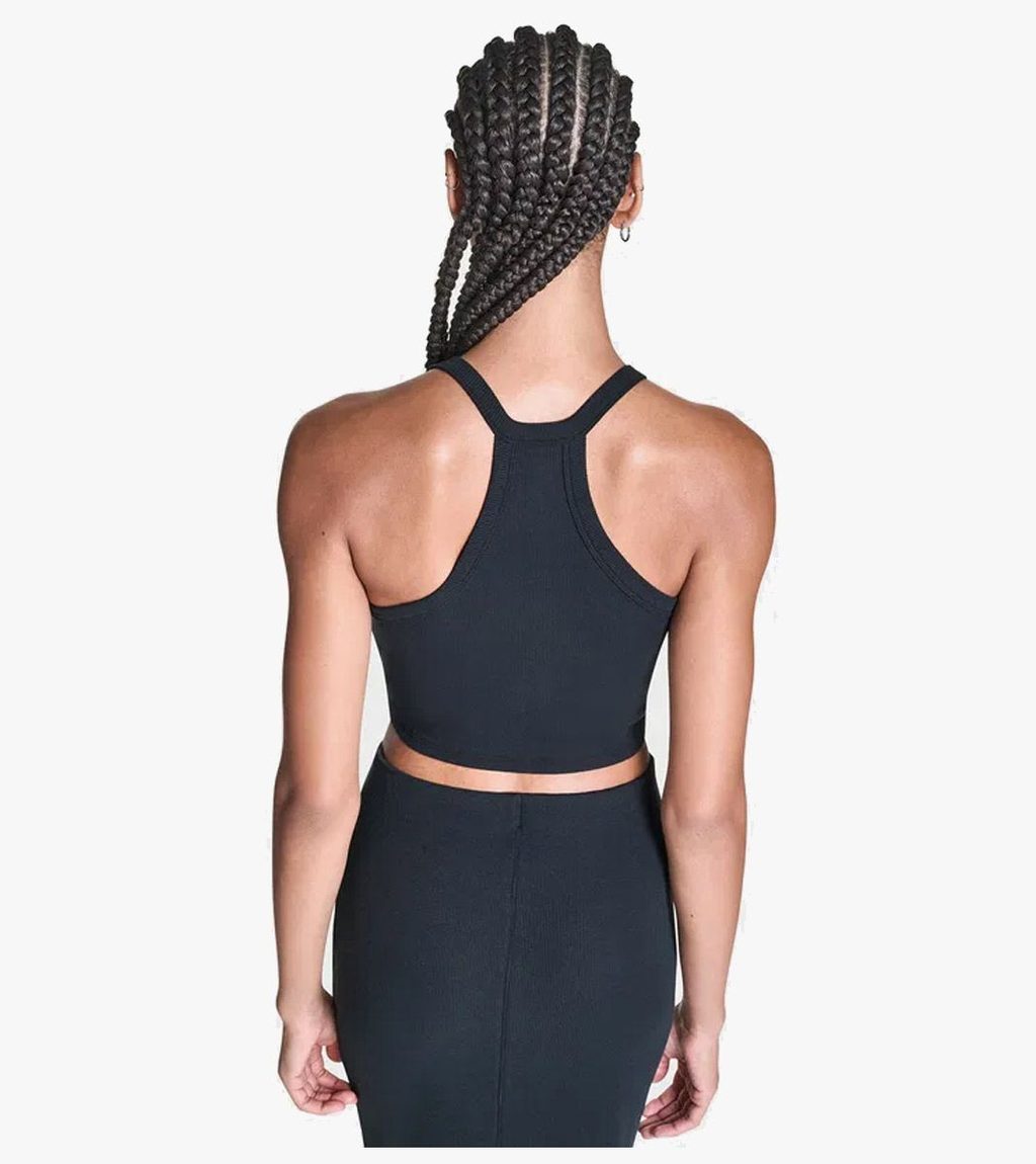 Juoda Box star crop tank