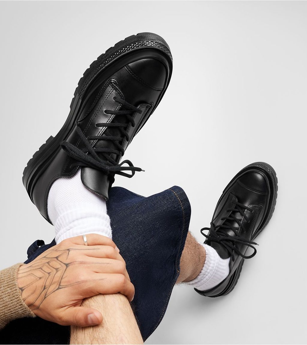 Svart Chuck 70 national ox