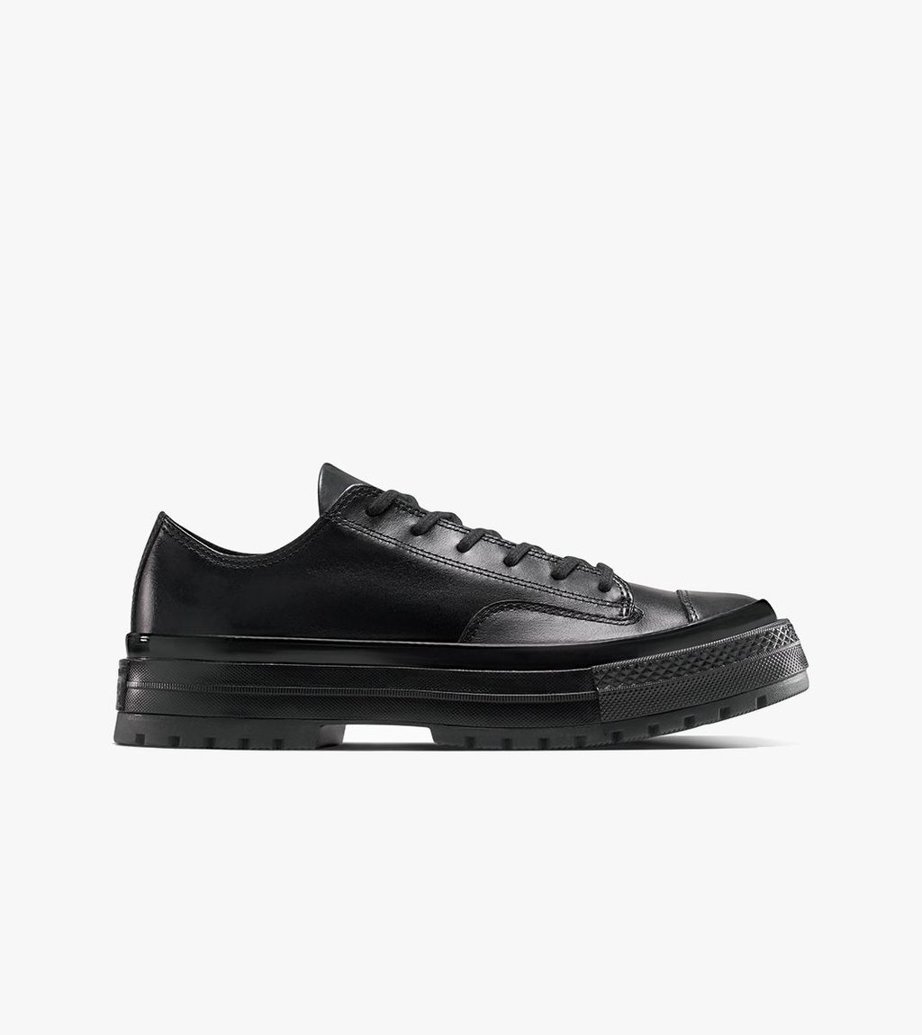 Svart Chuck 70 national ox