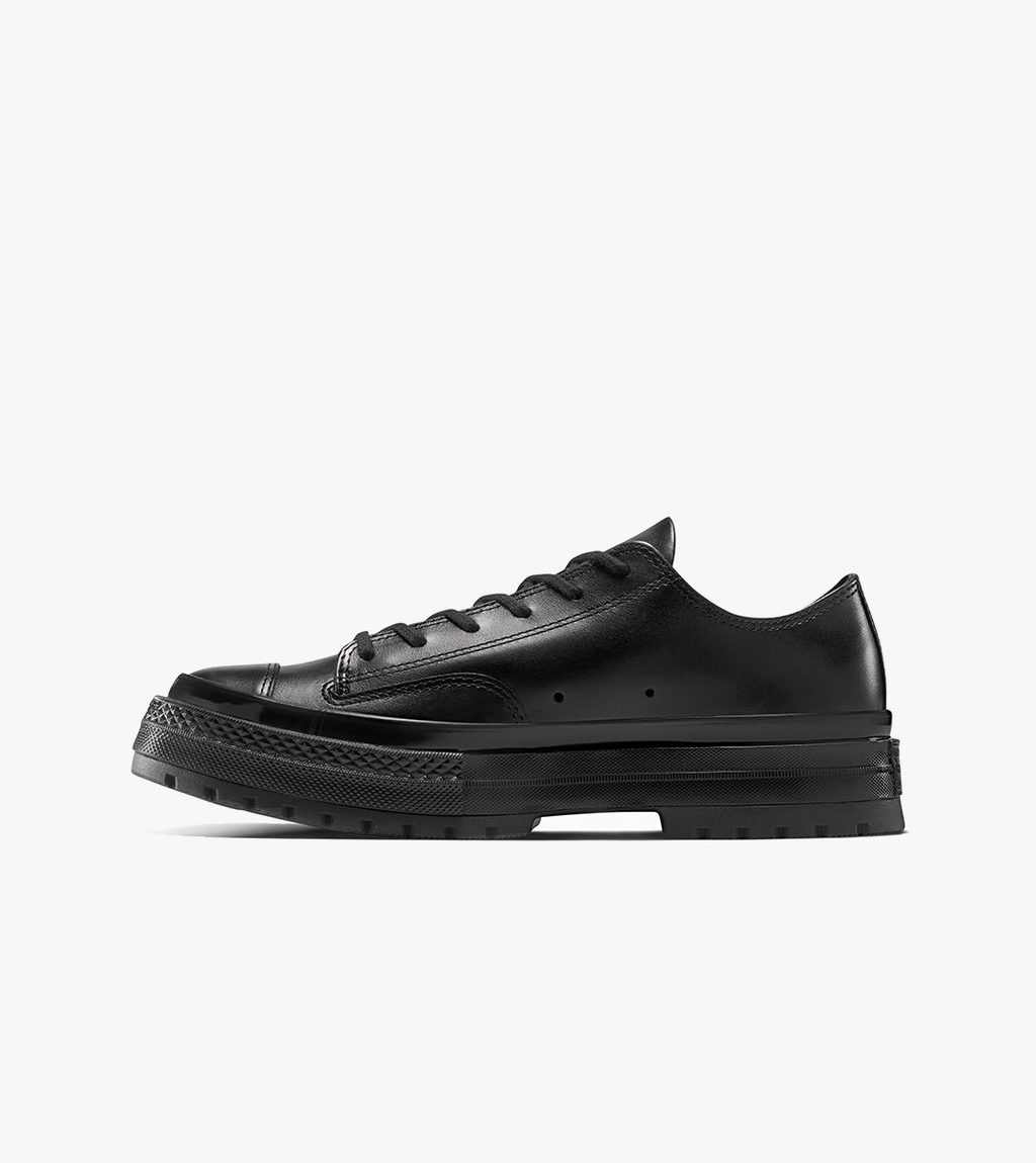 Svart Chuck 70 national ox