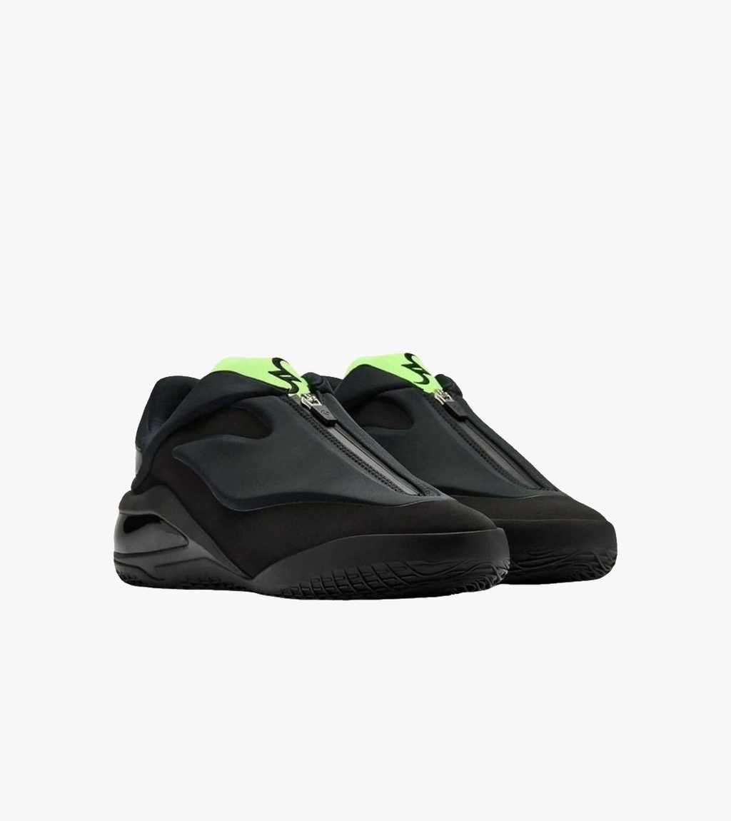 Juoda Shai 001 ox
