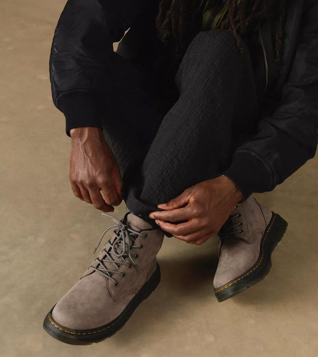 Beige Crewson chukka