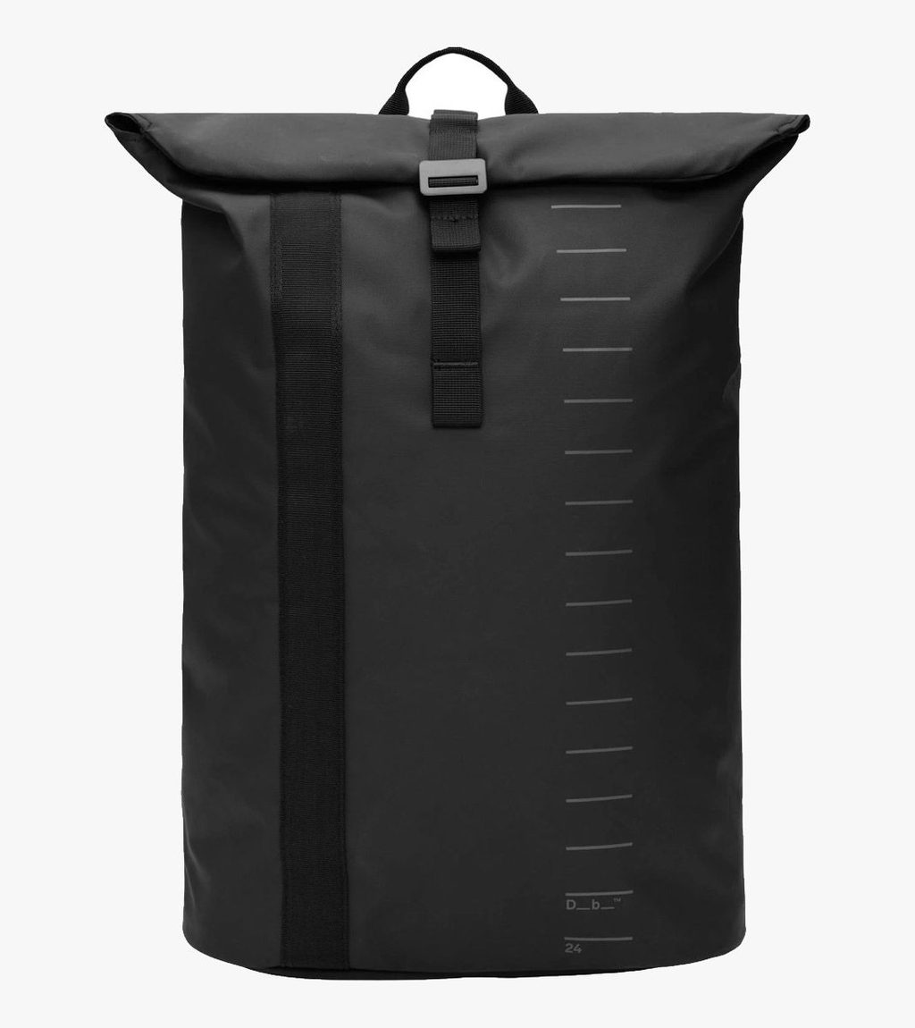 Melna DB ESSENTIAL BACKPACK 24L
