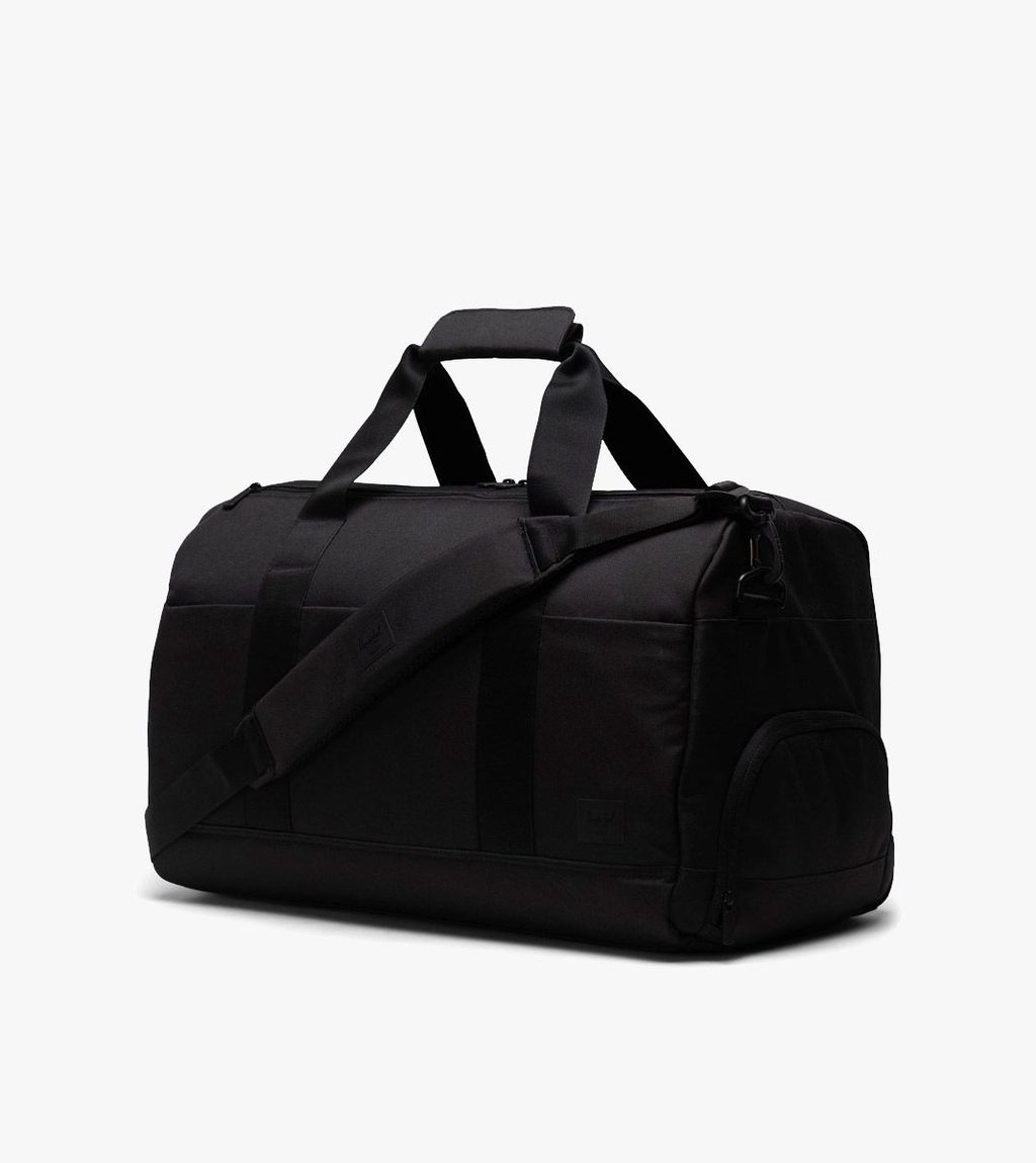 Svart Novel duffle tech