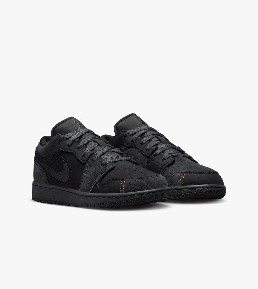 Harmaa AIR JORDAN 1 LOW SE CRAFT (GS)