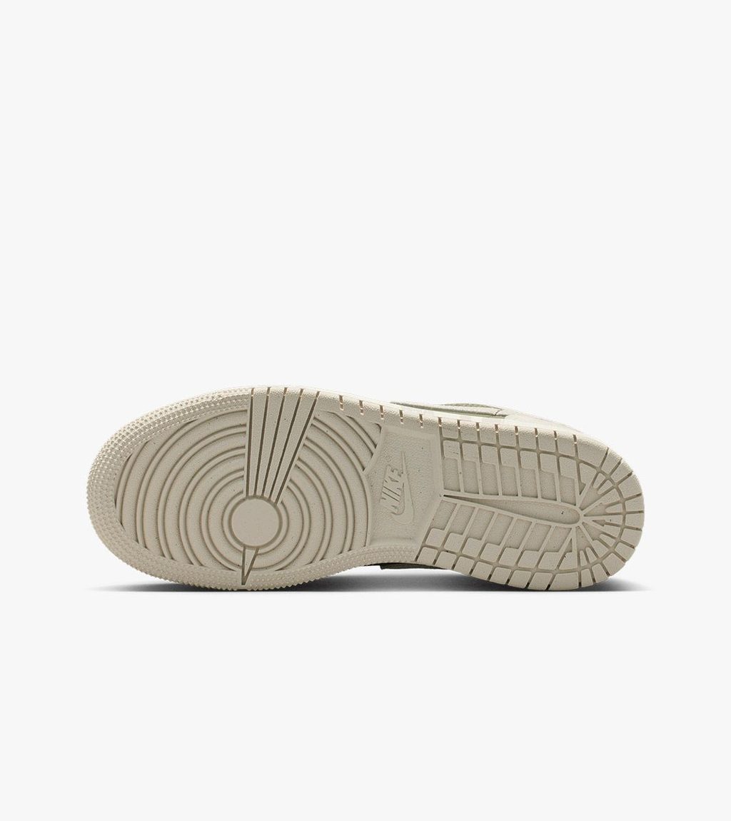 Zaļa AIR JORDAN 1 LOW SE GS