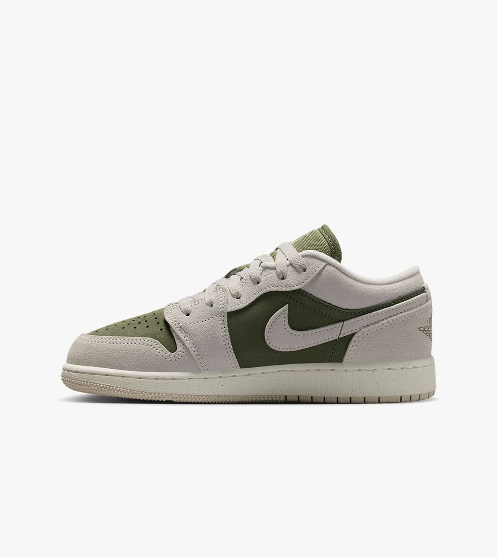 Zaļa AIR JORDAN 1 LOW SE GS