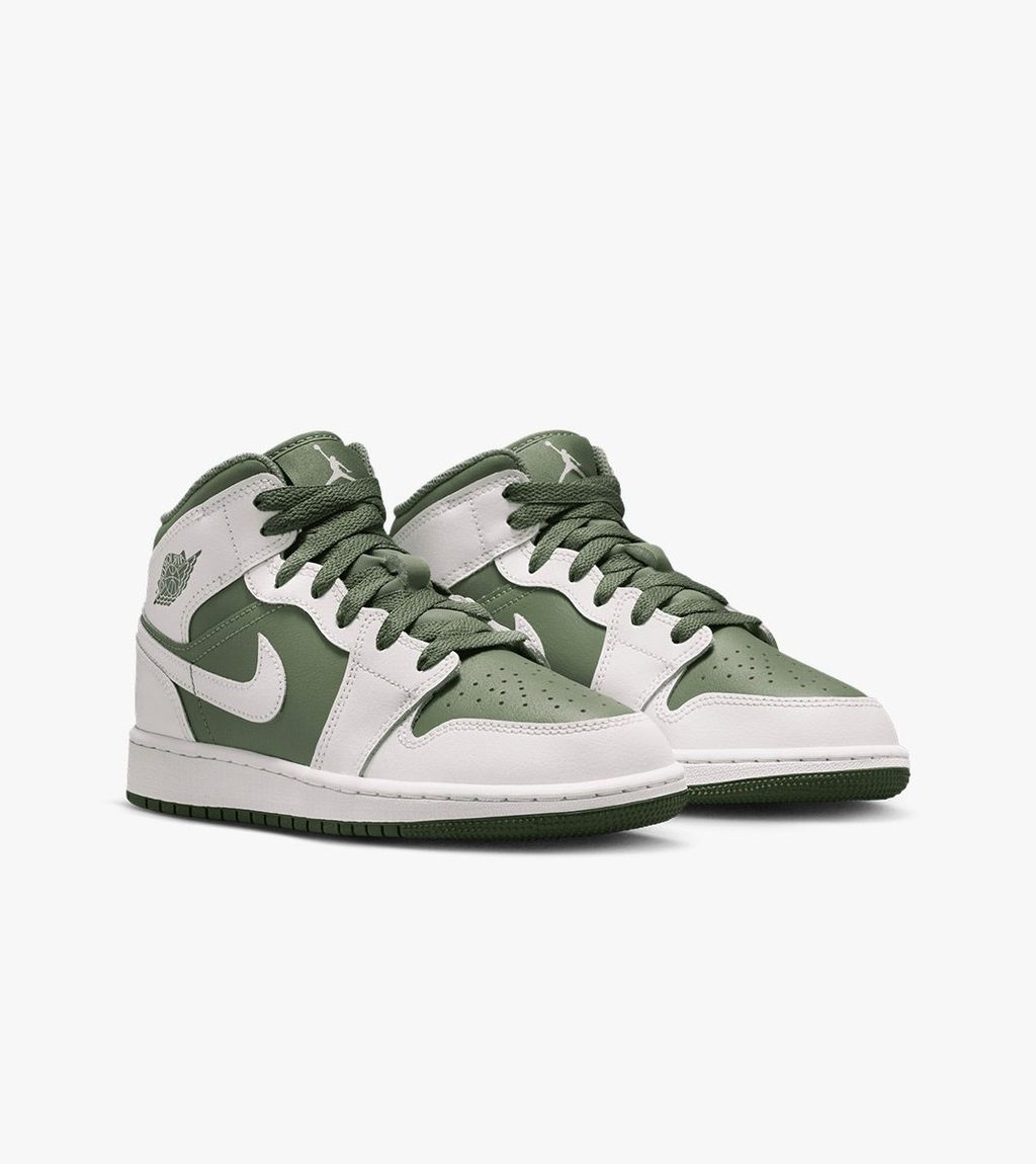 Balta AIR JORDAN 1 MID (GS)