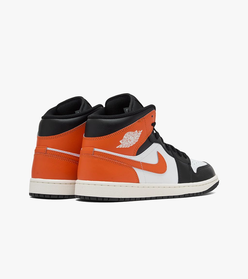 Orange AIR JORDAN 1 MID