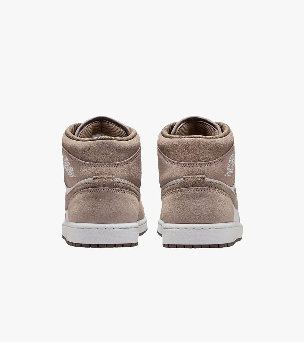 Brown AIR JORDAN 1 MID
