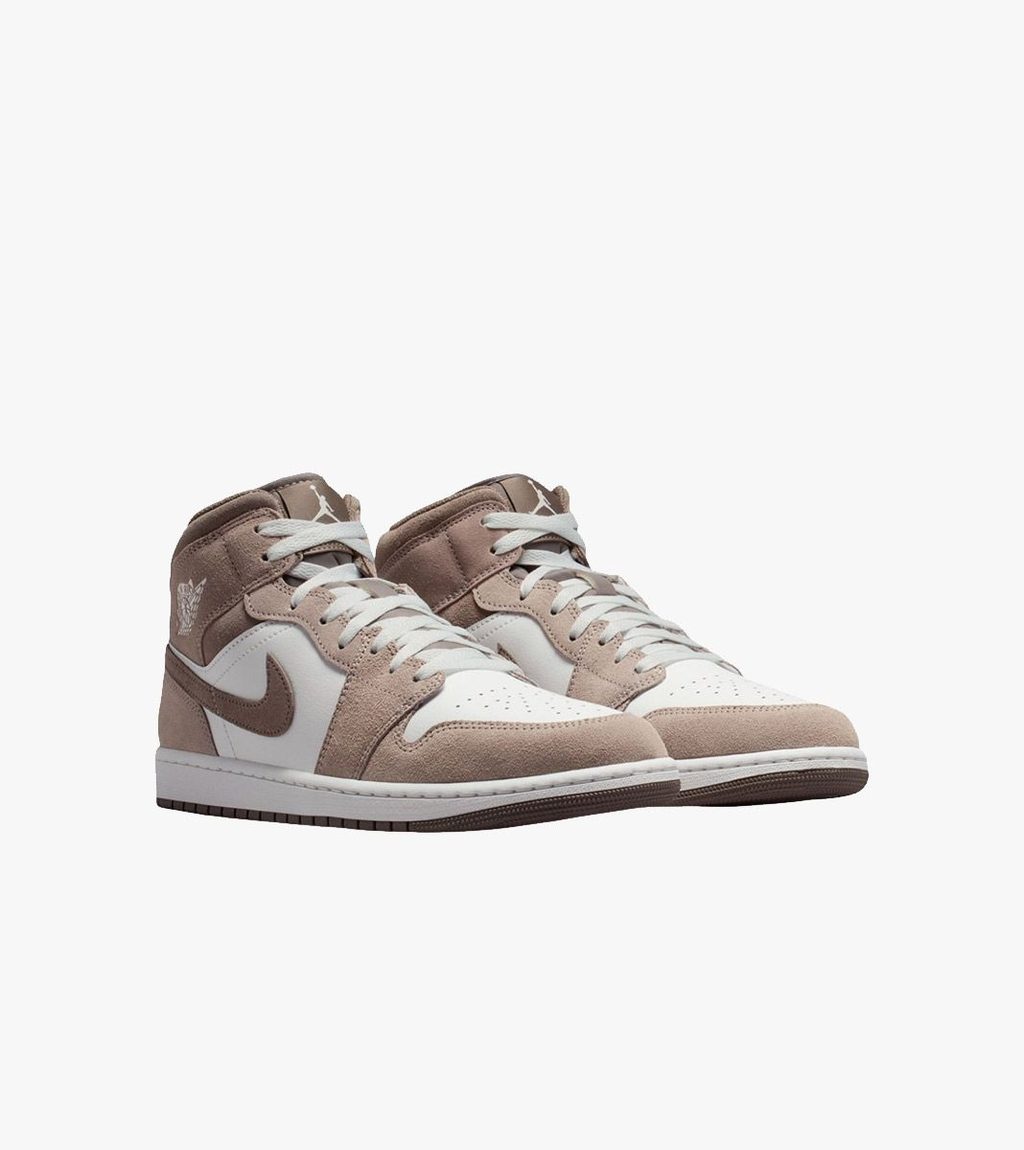 Brown AIR JORDAN 1 MID