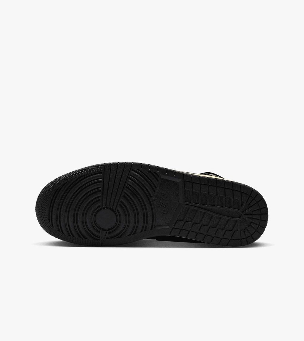 Black AIR JORDAN 1 MID SE